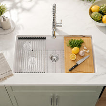 Dcolora DC-GU2514 installed as an undermount sink