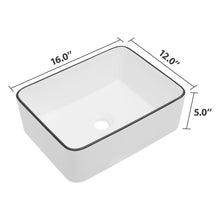 Material and finish detail on Dcolora DC-V8883