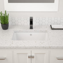 Dcolora DC-V8887 installed as an undermount sink