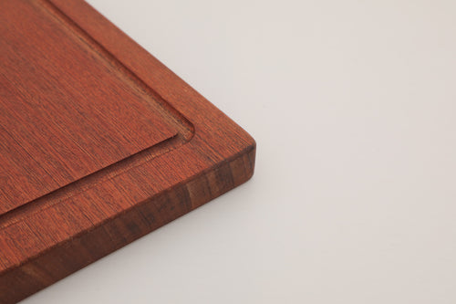 Dcolora  Reversible Red Wood Cutting Board for Kitchen, Wooden Chopping Board with Deep Groove, Cheese and Charcuterie Board for Meat, Vegetables, and Fruits，DC-CB1711